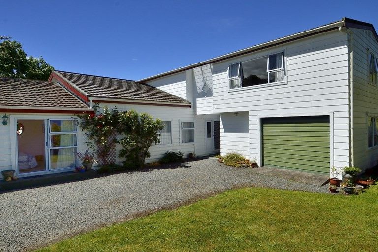 Photo of property in 18 King Street, Motu, Te Karaka, 4092