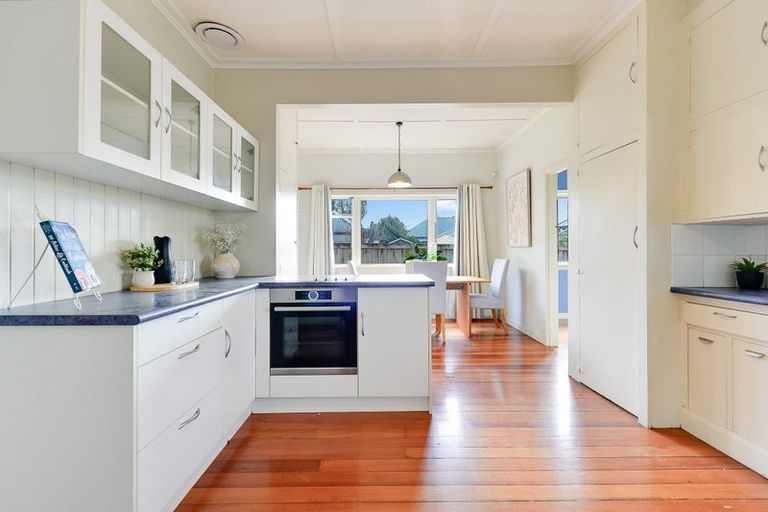 Photo of property in 13 Bond Street, Hamilton East, Hamilton, 3216