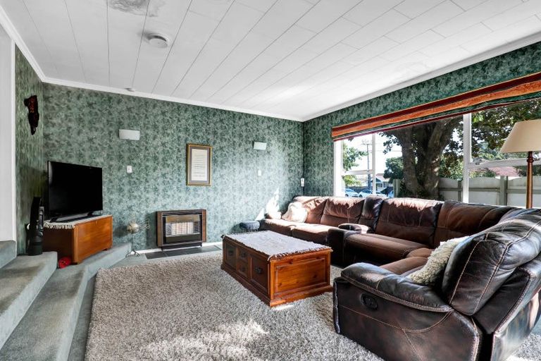 Photo of property in 239 Coronation Avenue, Welbourn, New Plymouth, 4310