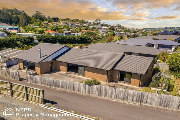 Photo of property in 17 Grandvista Drive, Green Island, Dunedin, 9018