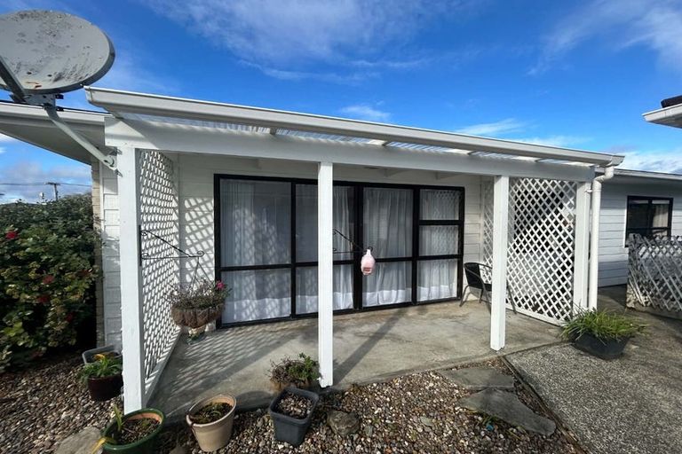 Photo of property in 5 Lillian Street, Belmont, Lower Hutt, 5010