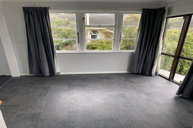 Photo of property in 56 Dimock Street, Titahi Bay, Porirua, 5022