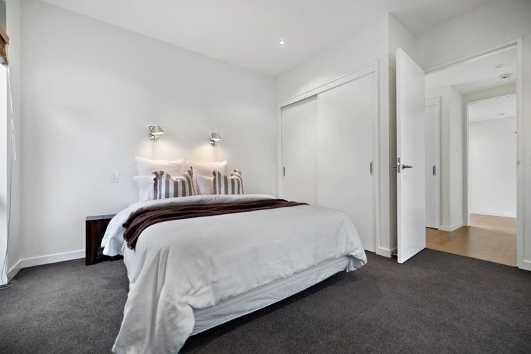 Photo of property in 3 Bayonet Peak Place, Drift Bay, Queenstown, 9371