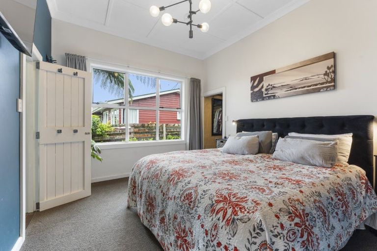 Photo of property in 24 Tararua Street, Pahiatua, 4910