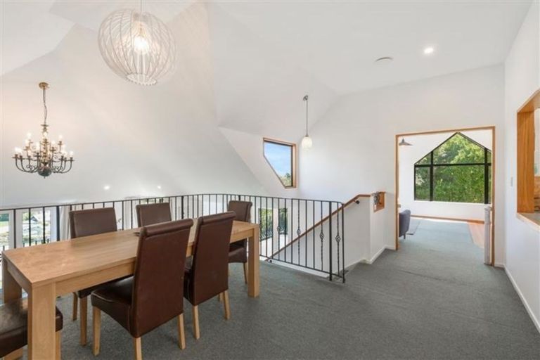 Photo of property in 22 Lucknow Place, Cashmere, Christchurch, 8022