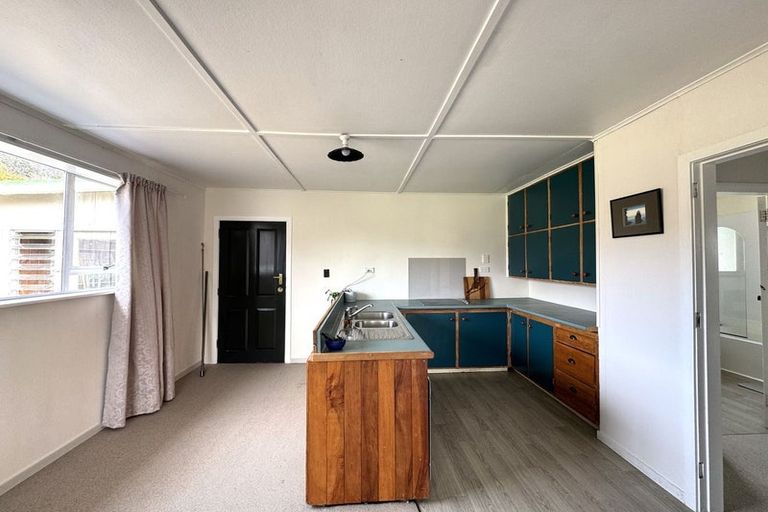 Photo of property in 9 Cargill Street, Owaka, 9535