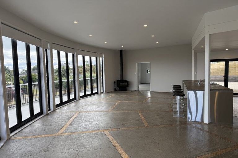 Photo of property in 15 Campion Road, Waikanae Beach, Waikanae, 5036