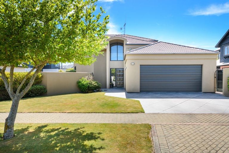 Photo of property in 6 Dougherty Place, Hokowhitu, Palmerston North, 4410