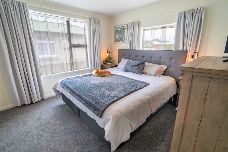 Photo of property in 1 Abbot Street, Waverley, Invercargill, 9810