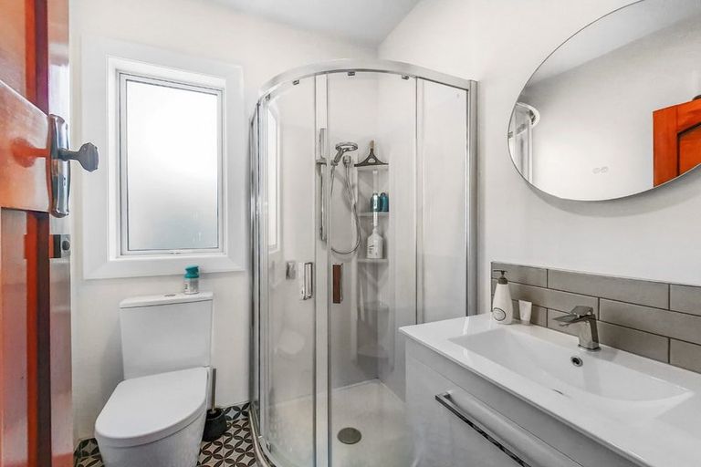 Photo of property in 2/24 Riverview Street, Beckenham, Christchurch, 8023