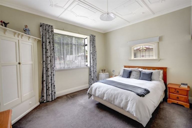 Photo of property in 61 Rutherford Street, Caversham, Dunedin, 9012