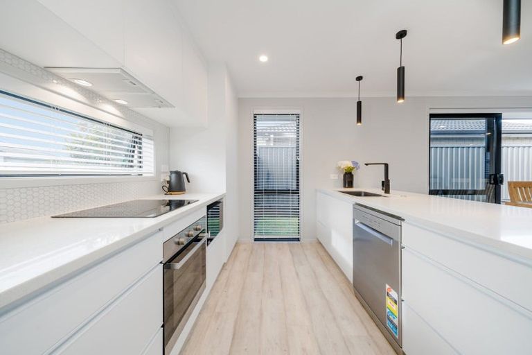 Photo of property in 3 Raynor Crescent, Pyes Pa, Tauranga, 3112