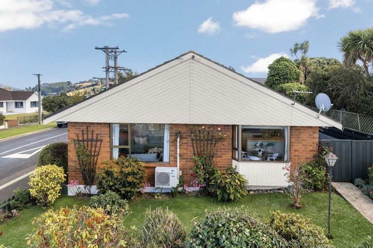 Photo of property in 1 Highgate, Belleknowes, Dunedin, 9011
