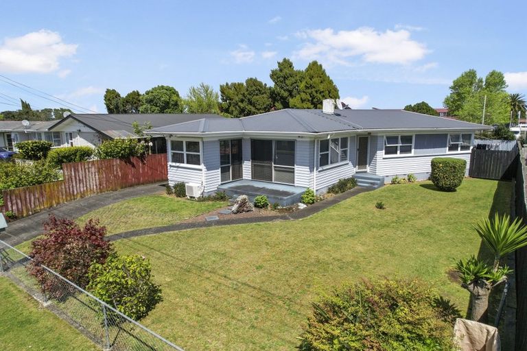 Photo of property in 4 Mcdivitt Street, Manurewa, Auckland, 2102