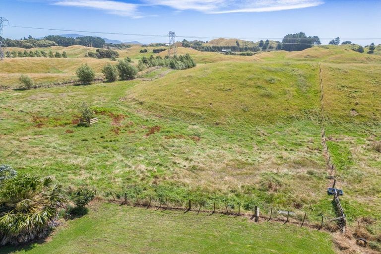 Photo of property in 82 Gary Road, Peka Peka, Otaki, 5581