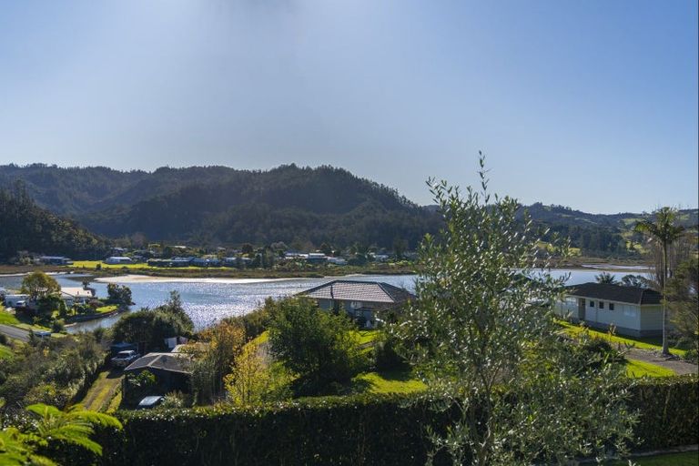Photo of property in 11 Patton Place, Tairua, 3508