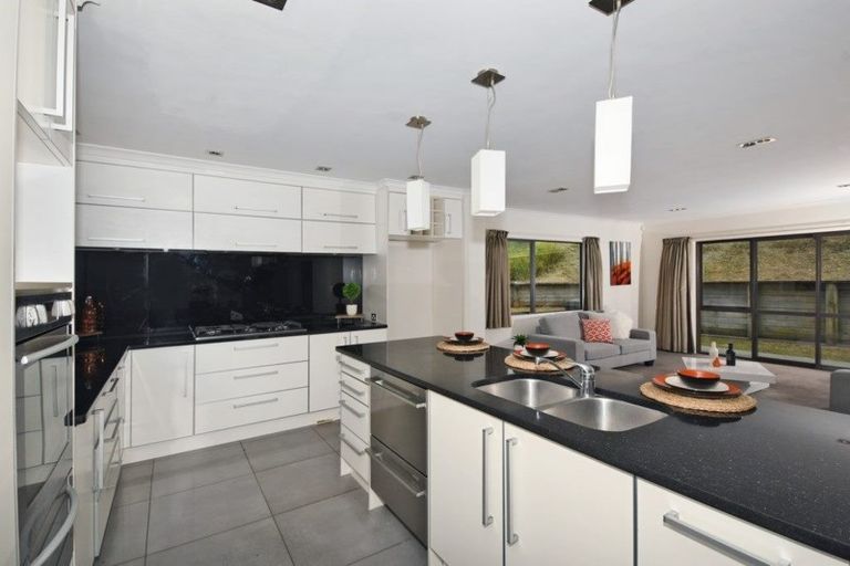 Photo of property in 37 Pompallier Estate Drive, Maunu, Whangarei, 0110