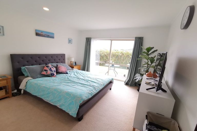 Photo of property in 49 Crawford Avenue, Mangere Bridge, Auckland, 2022