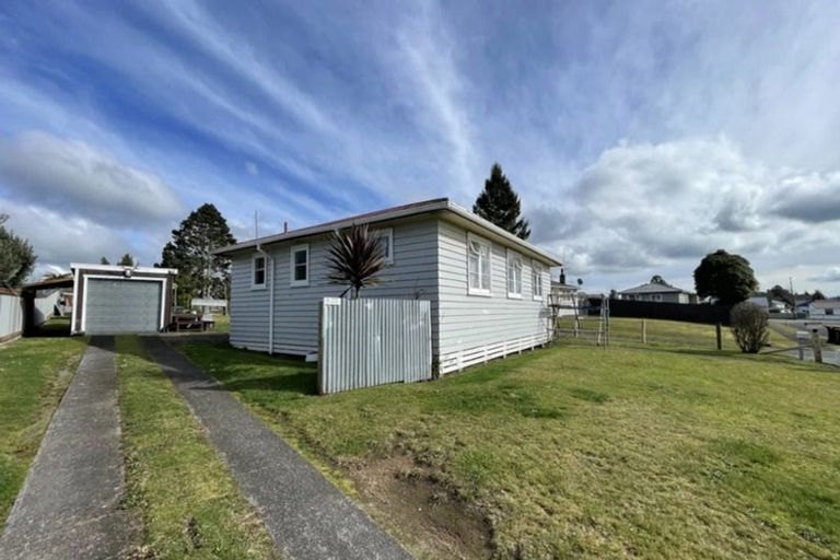 Photo of property in 8 Stirling Place, Tokoroa, 3420