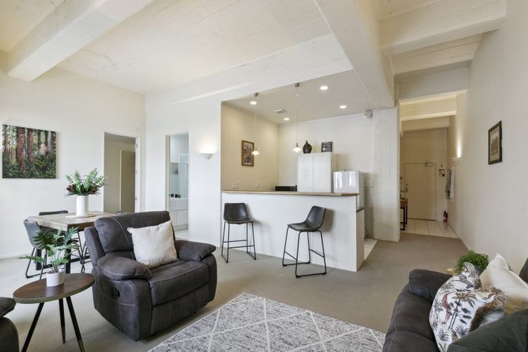 Photo of property in Tennyson Apartments, 14/25 Tennyson Street, Te Aro, Wellington, 6011