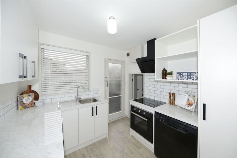 Photo of property in 2/153 Clarence Street, Riccarton, Christchurch, 8011