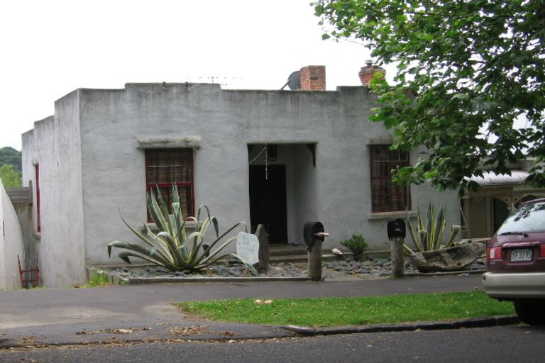 Photo of property in 44 Hakanoa Street, Grey Lynn, Auckland, 1021