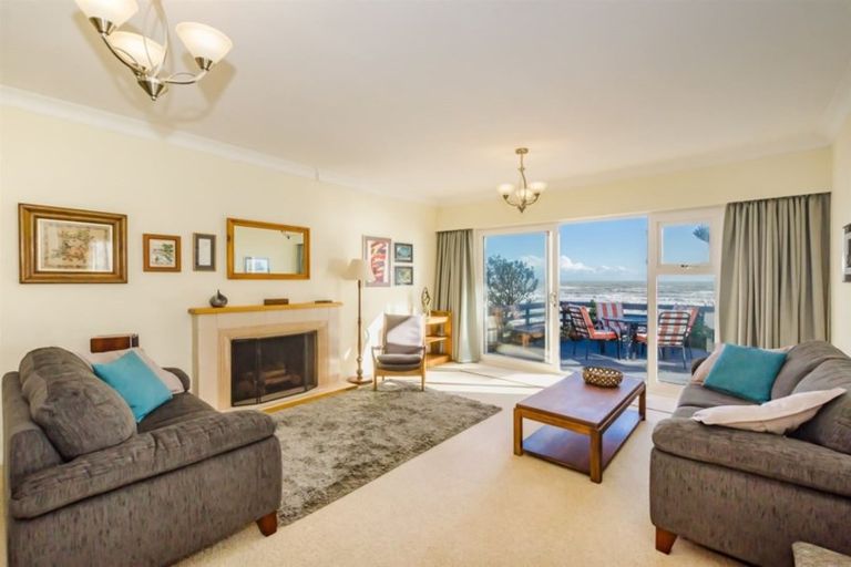 Photo of property in 129 Rosetta Road, Raumati South, Paraparaumu, 5032