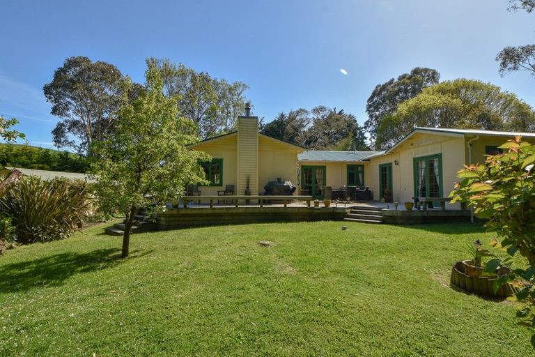 Photo of property in 1049 Longbush Road, Longbush, Masterton, 5884