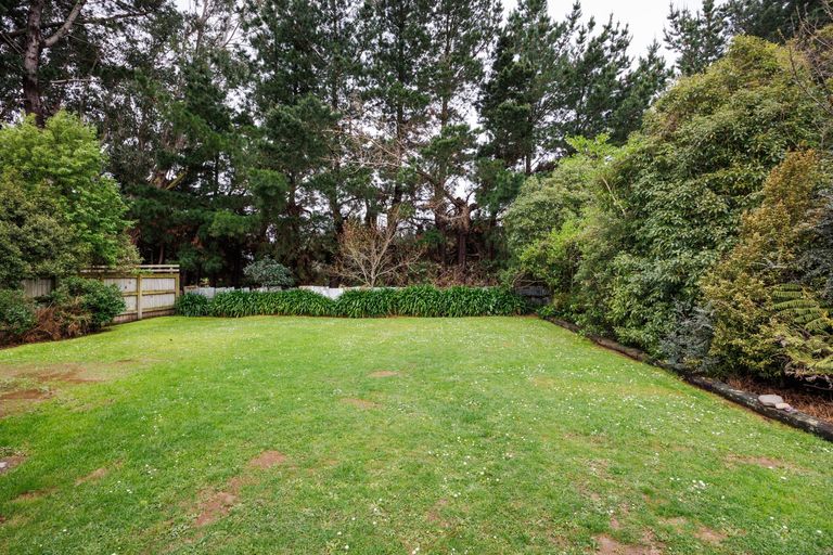 Photo of property in 39 Hewitts Road, Linton, Palmerston North, 4472