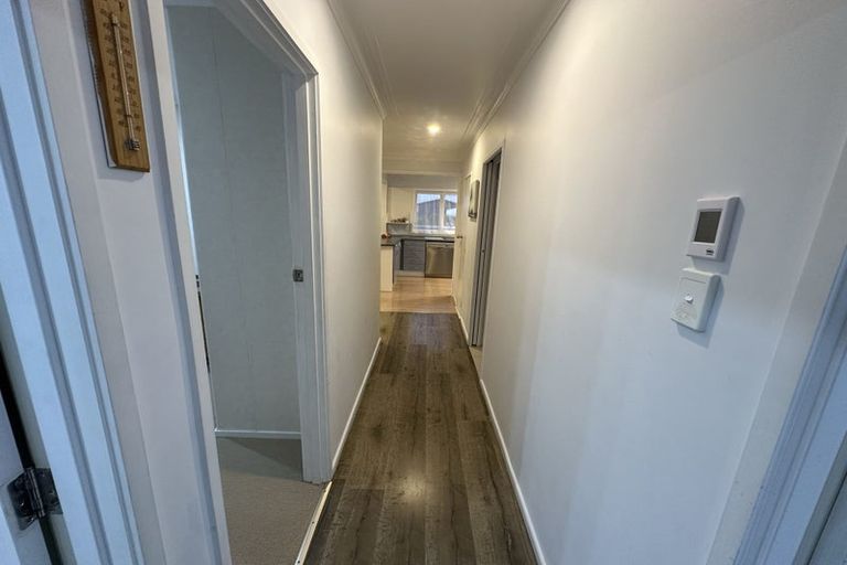 Photo of property in 141 Gossamer Drive, Pakuranga Heights, Auckland, 2010