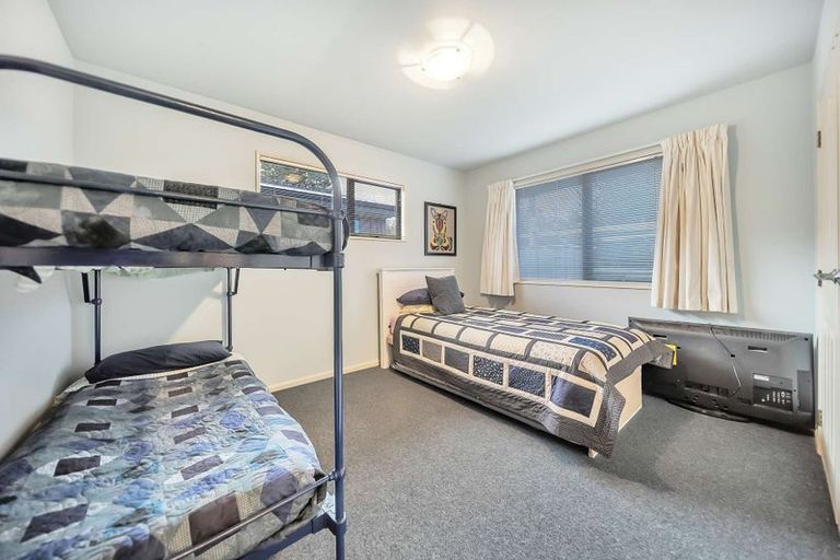 Photo of property in 21 Matai Street, Te Anau, 9600