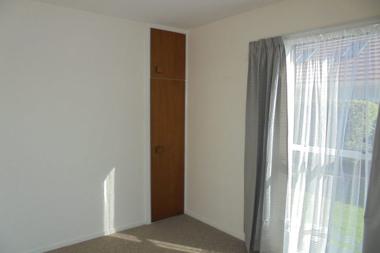 Photo of property in 2/9 Cowes Street, Avondale, Christchurch, 8061