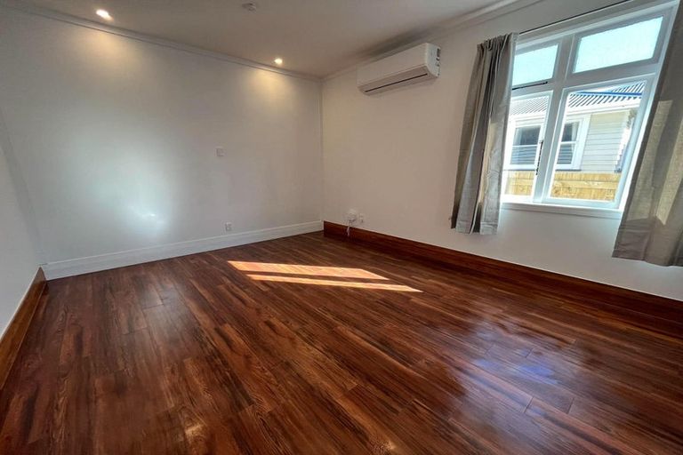 Photo of property in 13a Thynne Street, Foxton, 4814