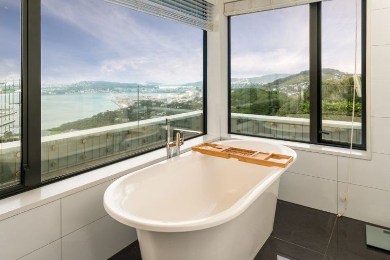 Photo of property in 24 Punjab Street, Khandallah, Wellington, 6035