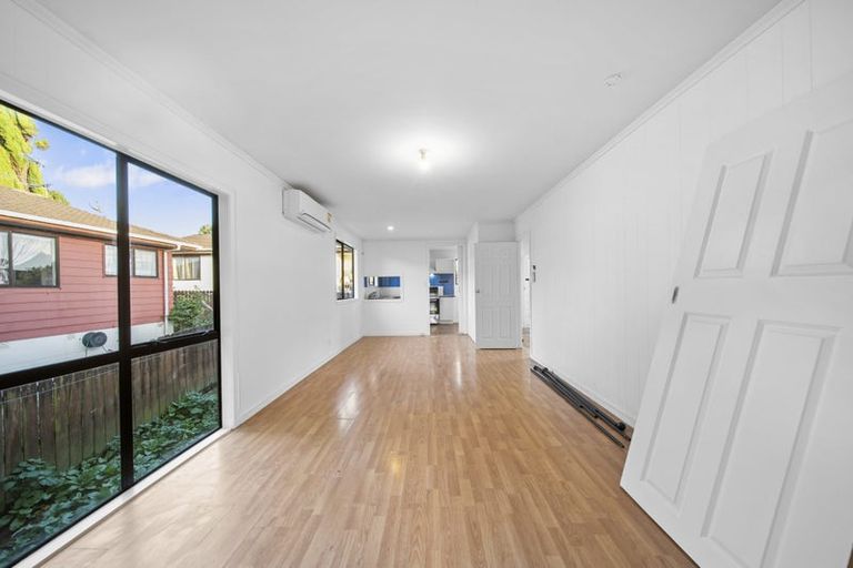 Photo of property in 4/14 Taitimu Drive, Weymouth, Auckland, 2103