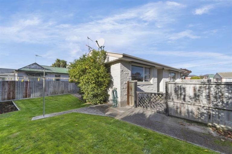 Photo of property in 7 Fairfield Avenue, Addington, Christchurch, 8024