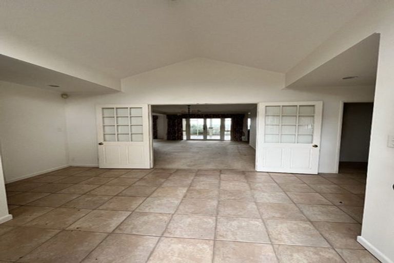 Photo of property in 9 Elsfield Place, Torbay, Auckland, 0630