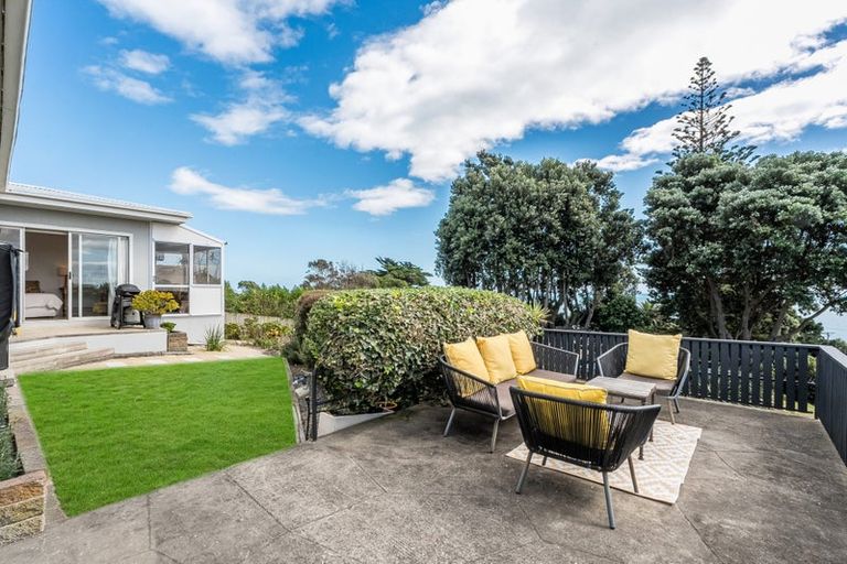 Photo of property in 16 Paneta Street, Paekakariki, 5034