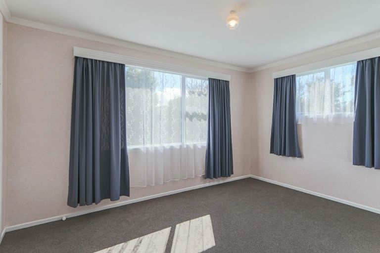 Photo of property in 4 Karaka Street, Inglewood, 4330