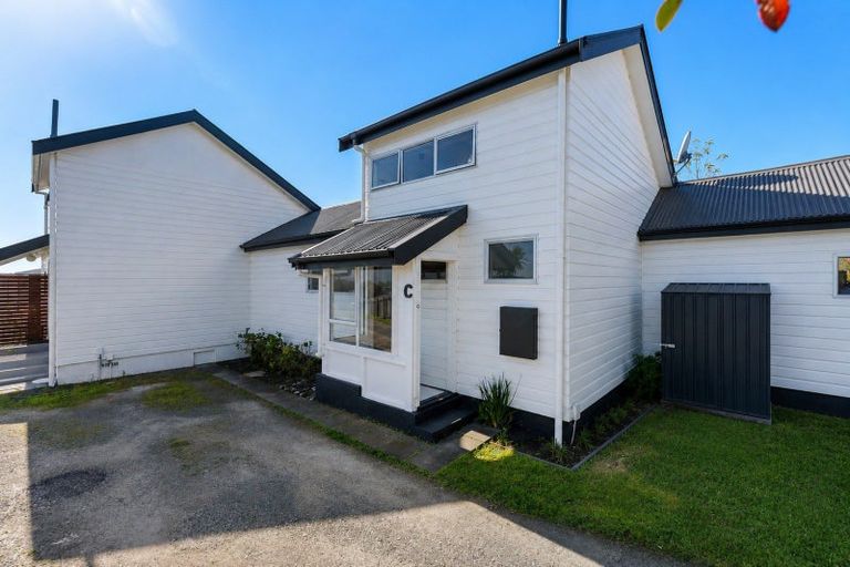 Photo of property in 13c Ratanui Road, Paraparaumu, 5032