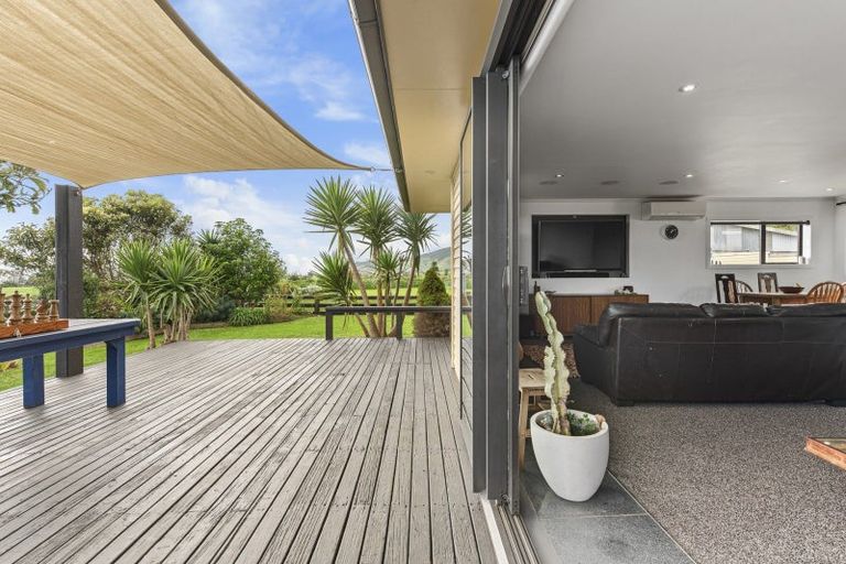 Photo of property in 37 Upper Pitone Road, Pitone, New Plymouth, 4374