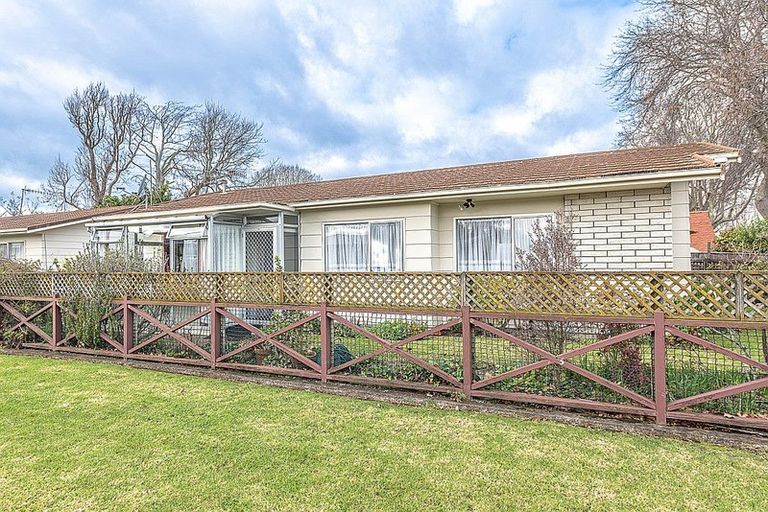Photo of property in 2b Porritt Street, Saint Johns Hill, Whanganui, 4500