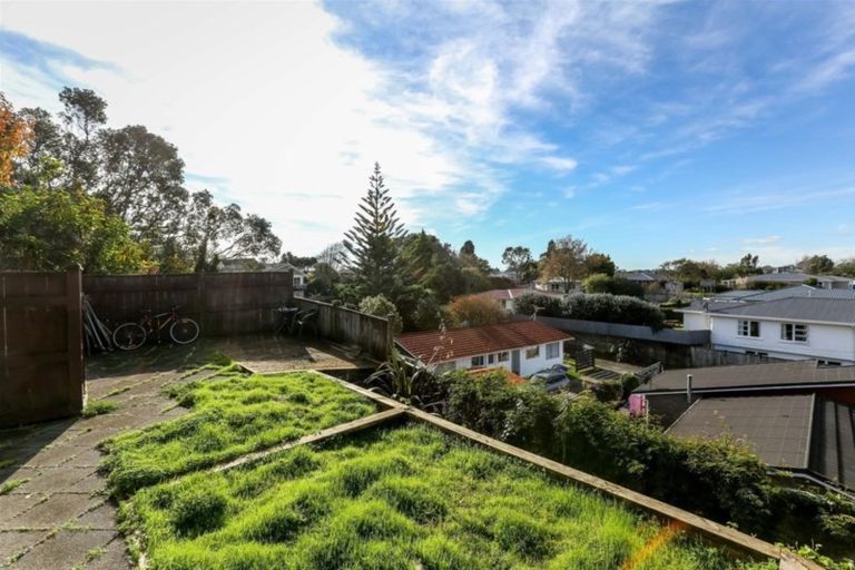 Photo of property in 235 Frankley Road, Frankleigh Park, New Plymouth, 4310