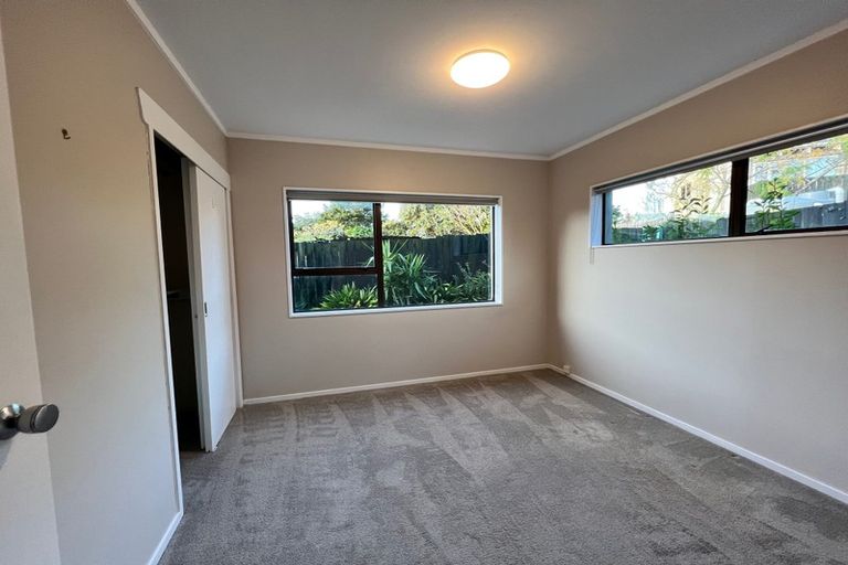 Photo of property in 1/4a Beresford Street, Bayswater, Auckland, 0622