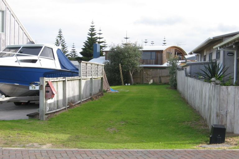 Photo of property in 16 Reliance Way, Omaha, 0986