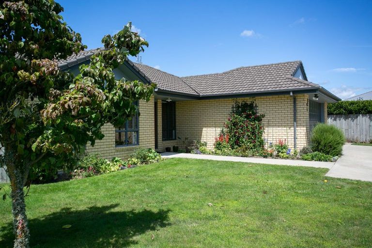 Photo of property in 14 Watkins Road, Cambridge, 3434