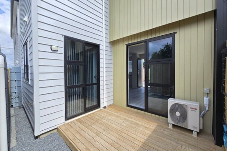 Photo of property in 8b Nield Road, Manurewa, Auckland, 2102