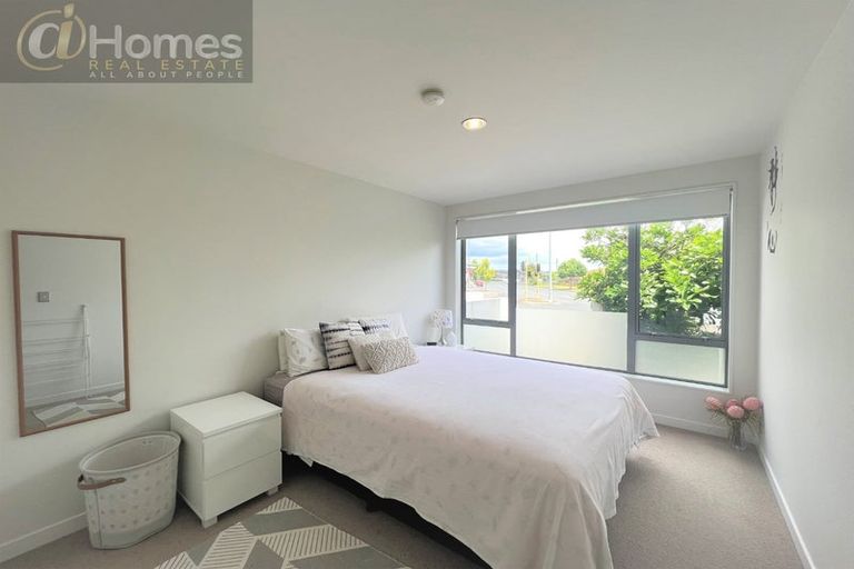 Photo of property in 7/136g Stancombe Road, Flat Bush, Auckland, 2016
