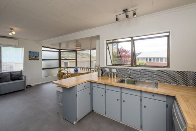 Photo of property in 136 Winchester Street, Levin, 5510