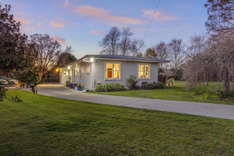 Photo of property in 154 Main Road, Levin, 5510